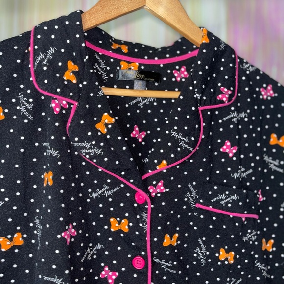 Disney Lux collection PJ top - Picture 2 of 8